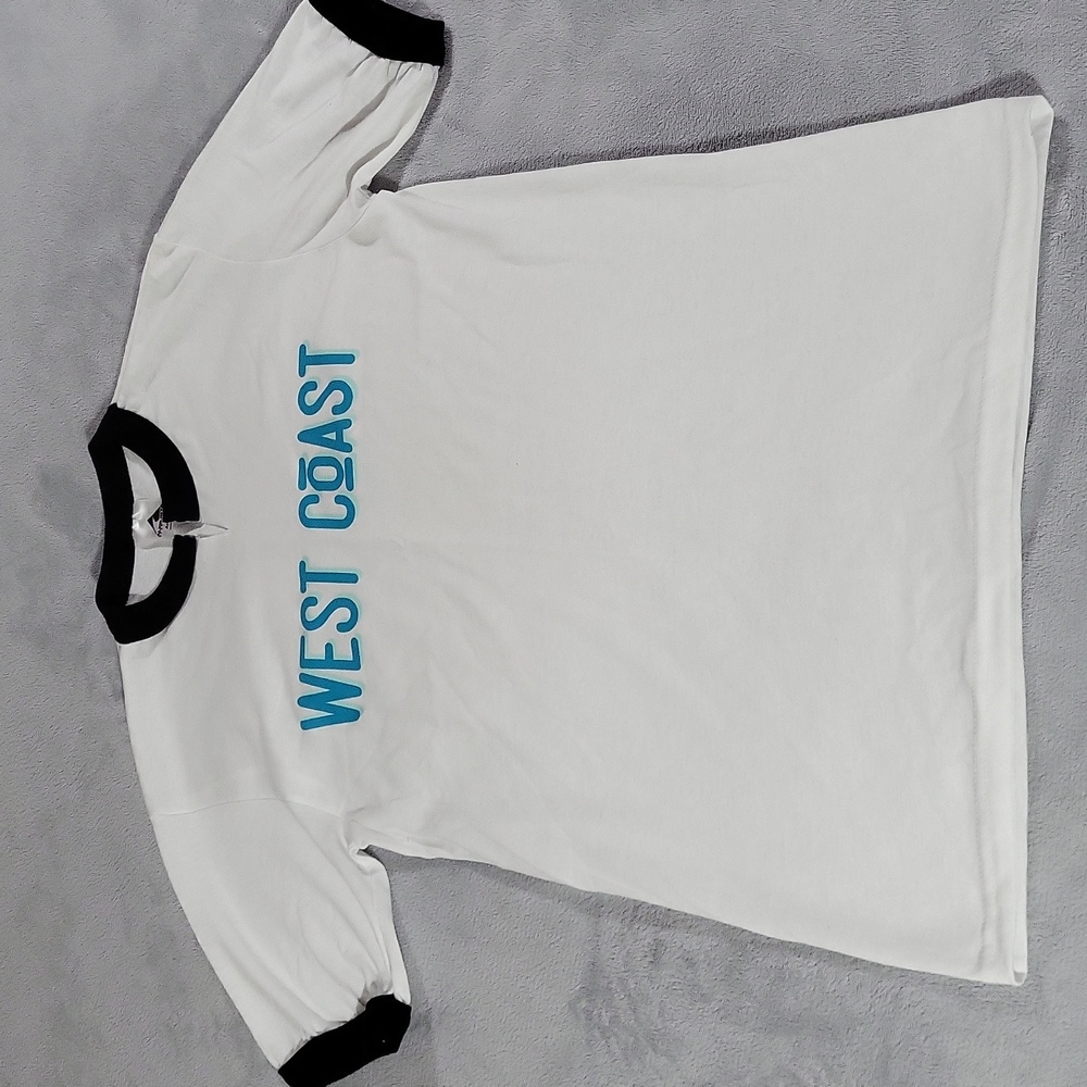 NWOT Fun "West Coast" T-Shirt